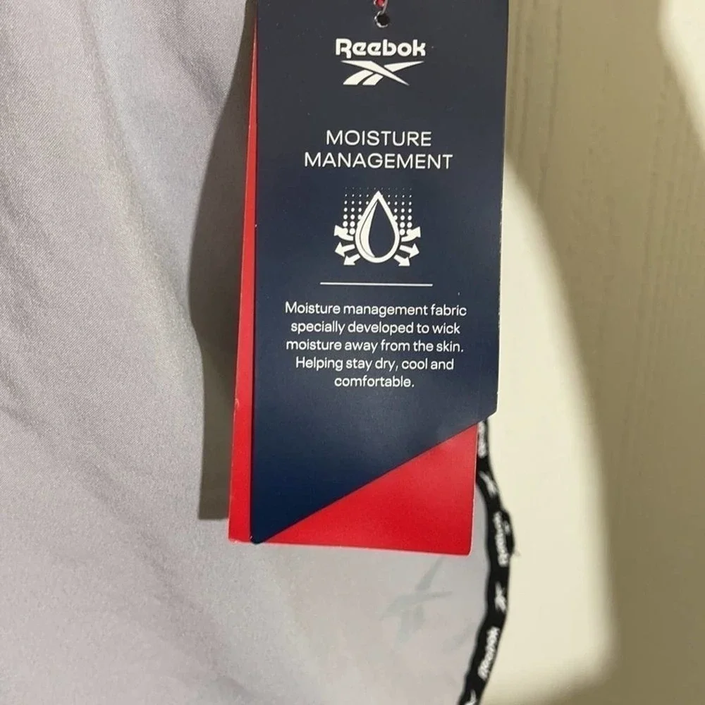 Reebok Running shorts NWT - Picture 9 of 11